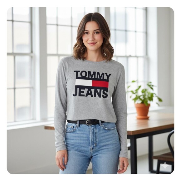 Tommy Jeans Shirt Womens XS Gray Long Sleeve Cropped Flag Logo Crewneck Comfort - Picture 11 of 11